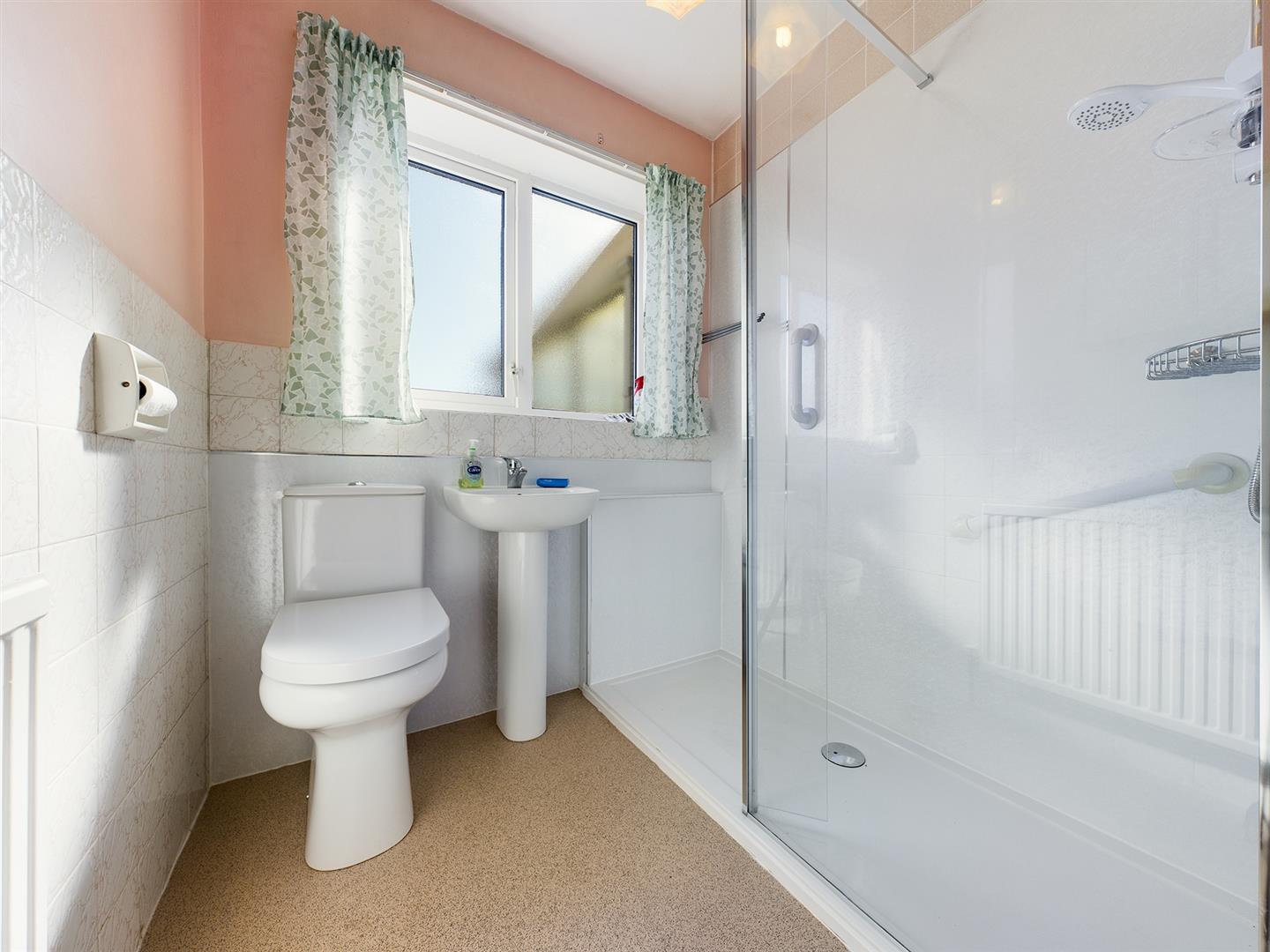 Wheatley Drive, Bridlington Belts Estate Agents